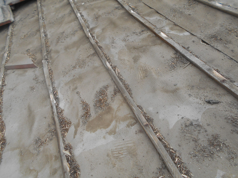 大屋根葺き戻し工事