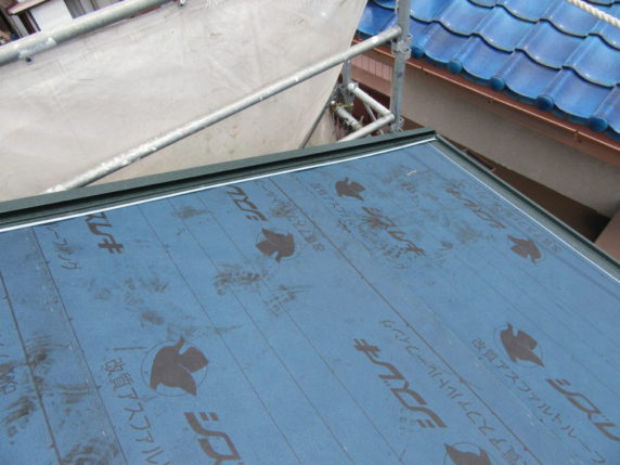 大屋根葺き替え工事